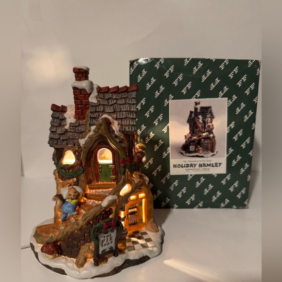 Fitz and Floyd Other - MR. WINTERBERRY'S PIE SHOP HOLIDAY HAMLET FITZ & FLOYD ENCHANTED FOREST 1994